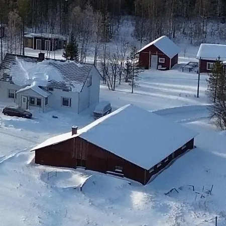 Peraelaen Pirtti Villa *